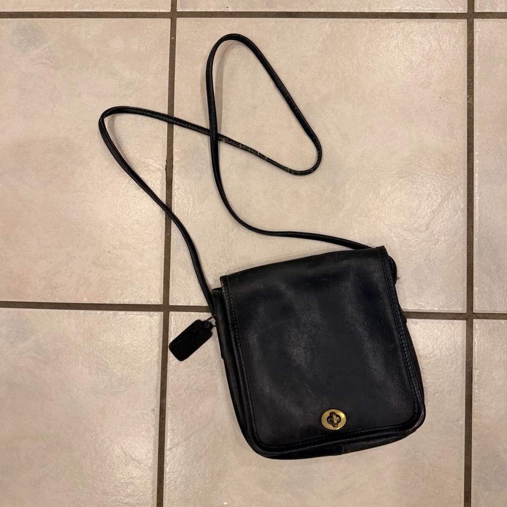 Vintage Coach Crossbody 9620 Black leather